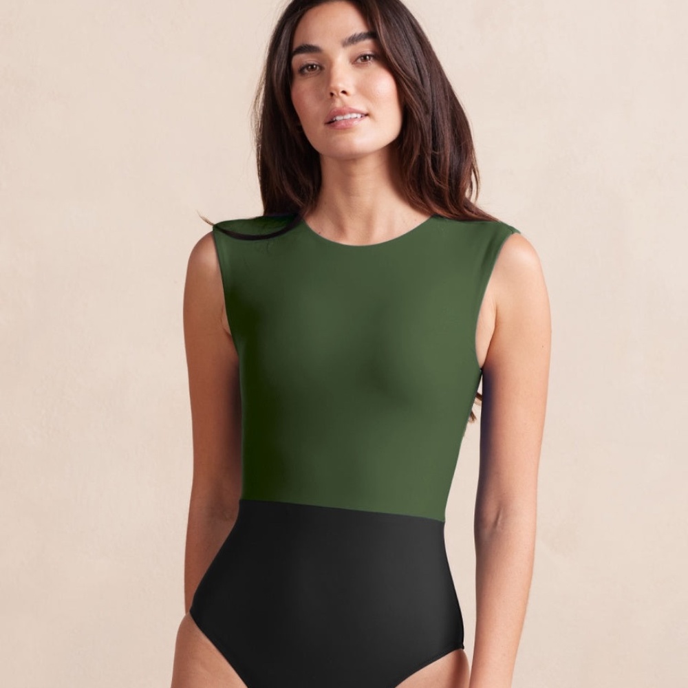 Summersalt Surf One-piece in Olive/Black sz 14